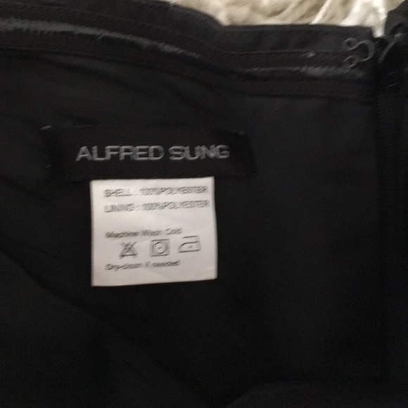 Gorgeous Alfred Sung Evening Gown - Picture 4 of 7